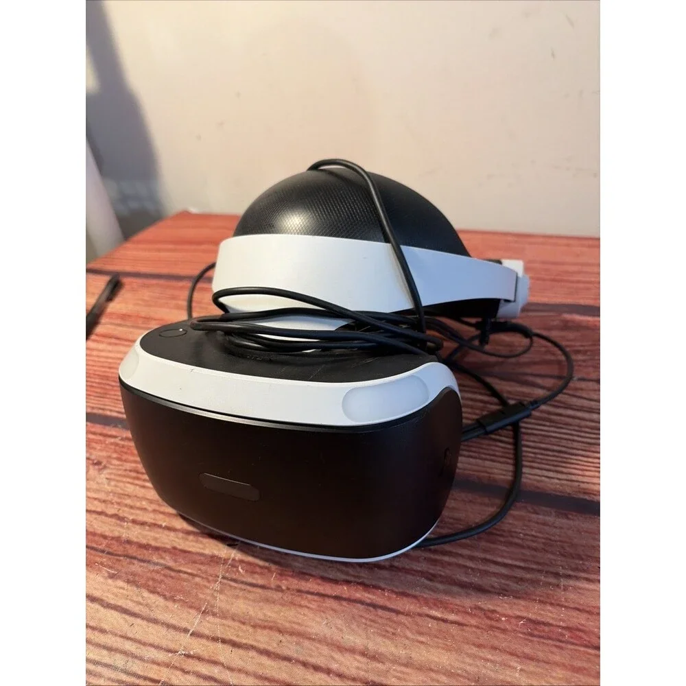 Sony PlayStation VR PSVR PS4 White Virtual Reality Headset Only